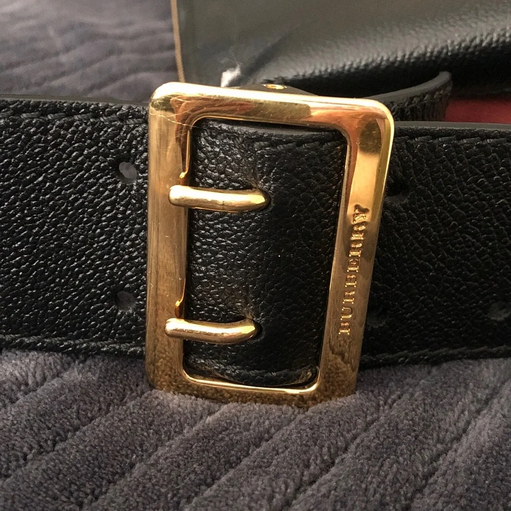 Burberry Helmsley Black Belt Bag with Gold Details - Picture 5 of 10